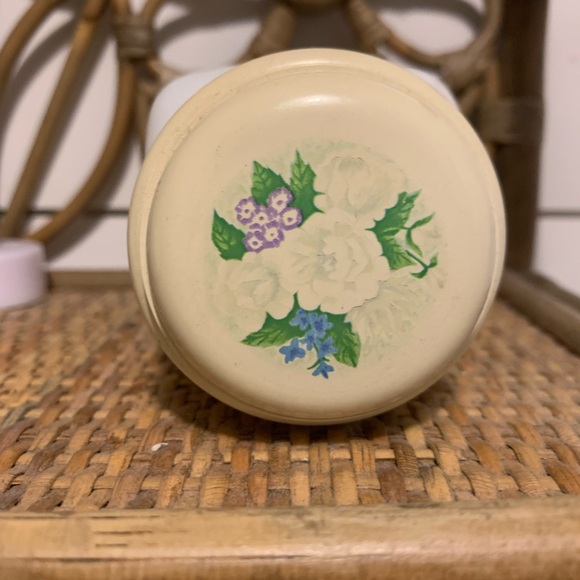 Avon Country Garden Floral Ceramic Jar with Lid - Picture 2 of 6